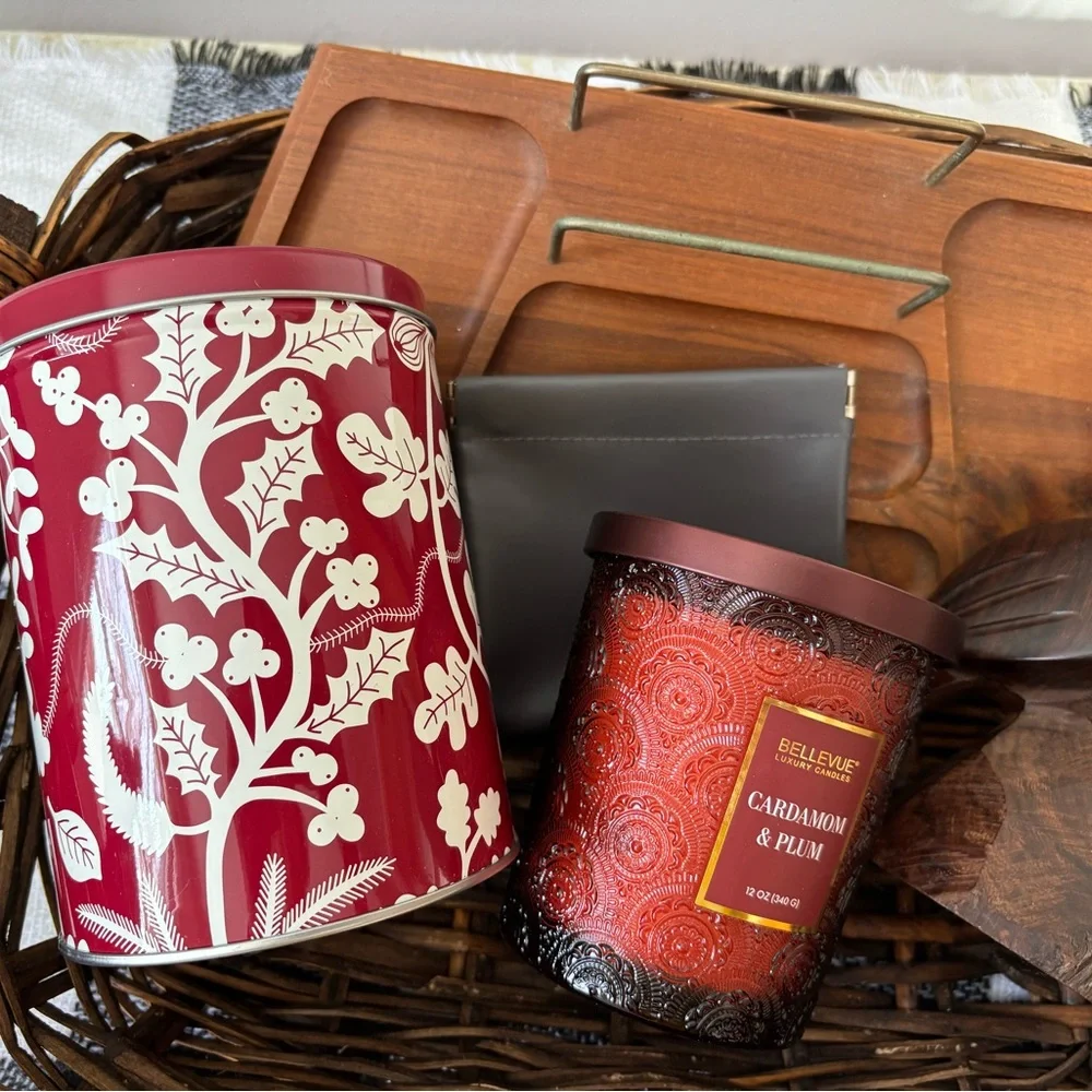 Red and Brown Candle Gift Set - Picture 3 of 11